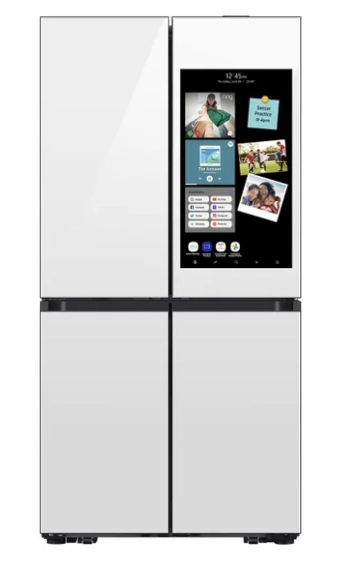 Samsung 23 cu. ft. Counter Depth Bespoke 4-Door Flex Refrigerator with AI Family Hub+ and AI Vision- Like New