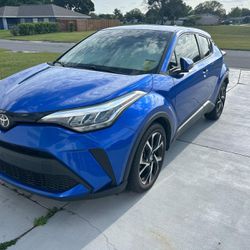 Toyota C-HR Color XLE Azul 