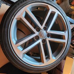 18" Audi Wheels with Tires