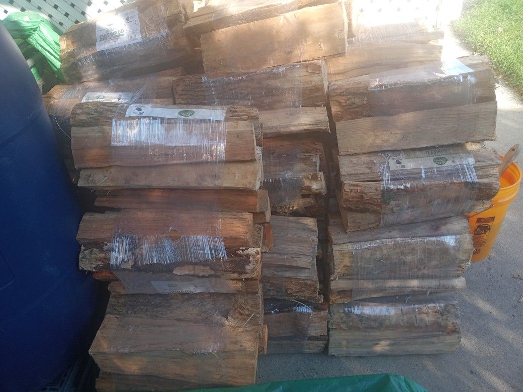 FIREWOOD BUNDLES WISCONSIN KILN DRIED OPEN NATURE