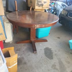 Kitchen Table With 4 Chairs 