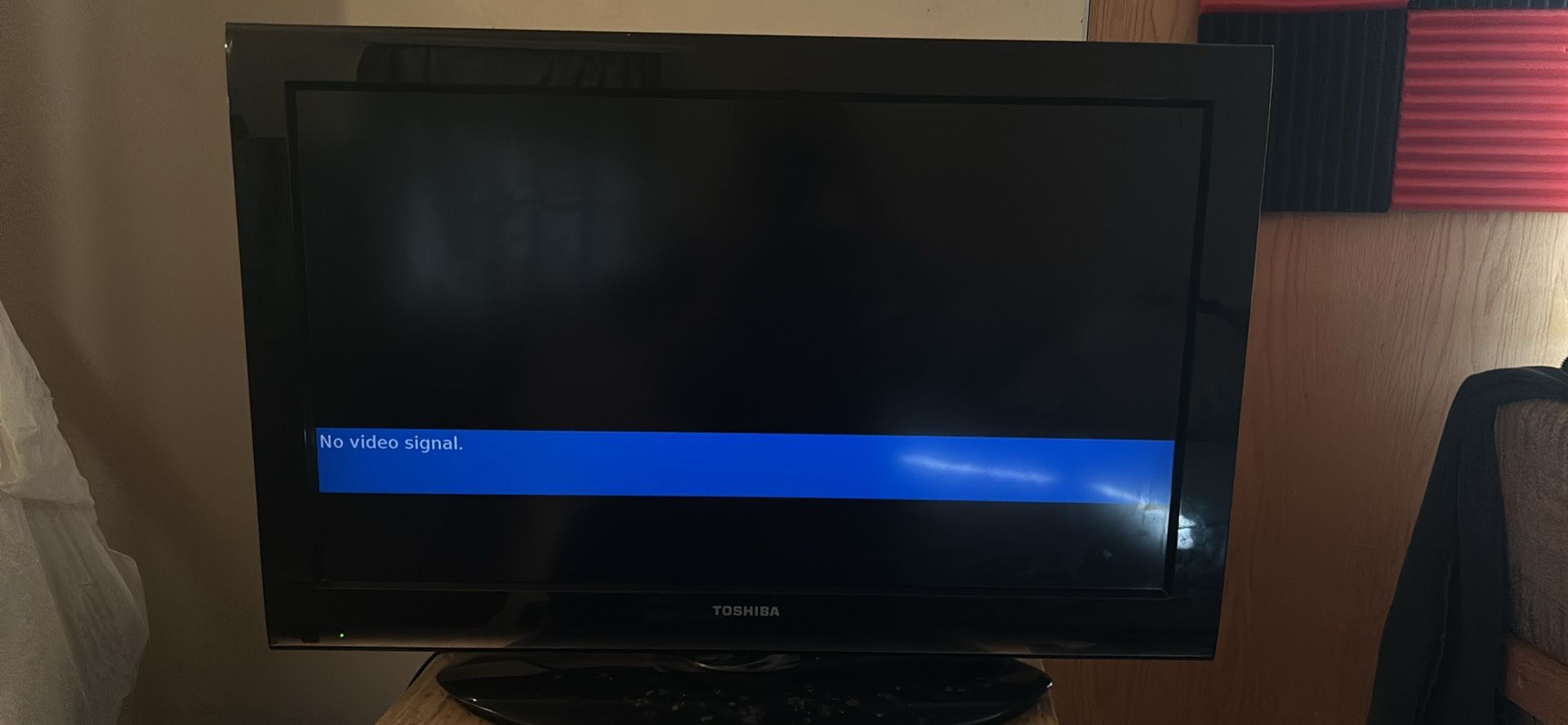 32” Toshiba HDTV
