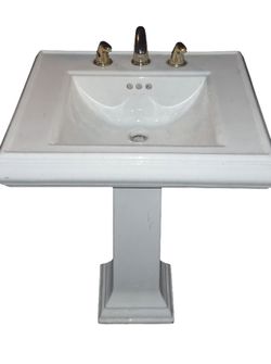 Kohler memoirs white 24 inch ceramic pedestal sink with faucet /plumbing fixtures