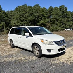 2010 Volkswagen Routan