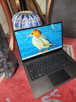Dell xps 13 9305 core i7 10th Gen 16gb 512gb Ssd