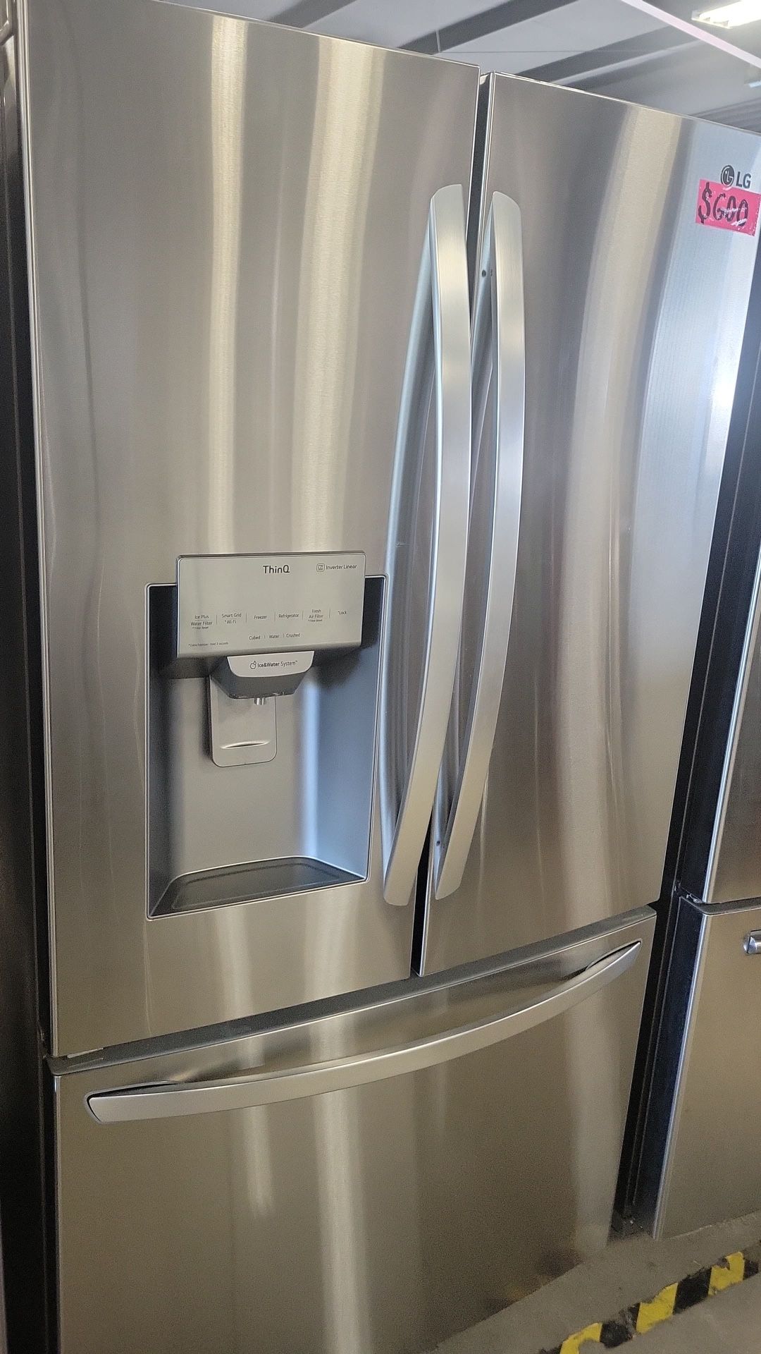 Refrigerator LG French Door.