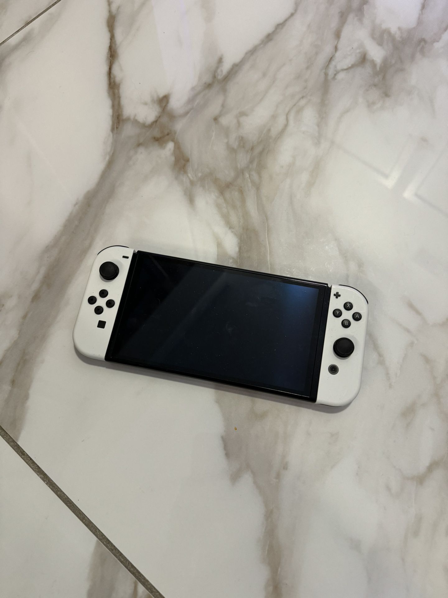 *Brand New* Nintendo Switch | White Joy-Con