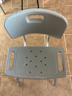 Bathtub seat