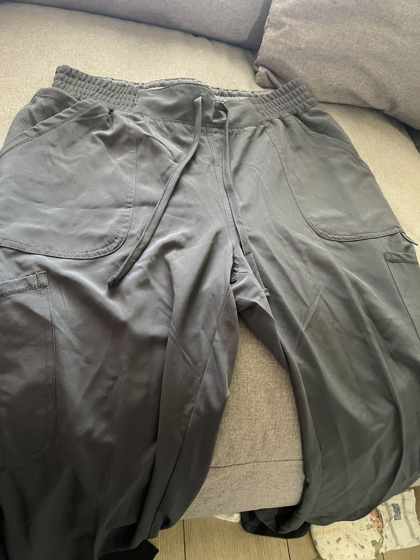 Medium Scrub Bottom Women