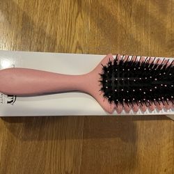 Curl defining brush