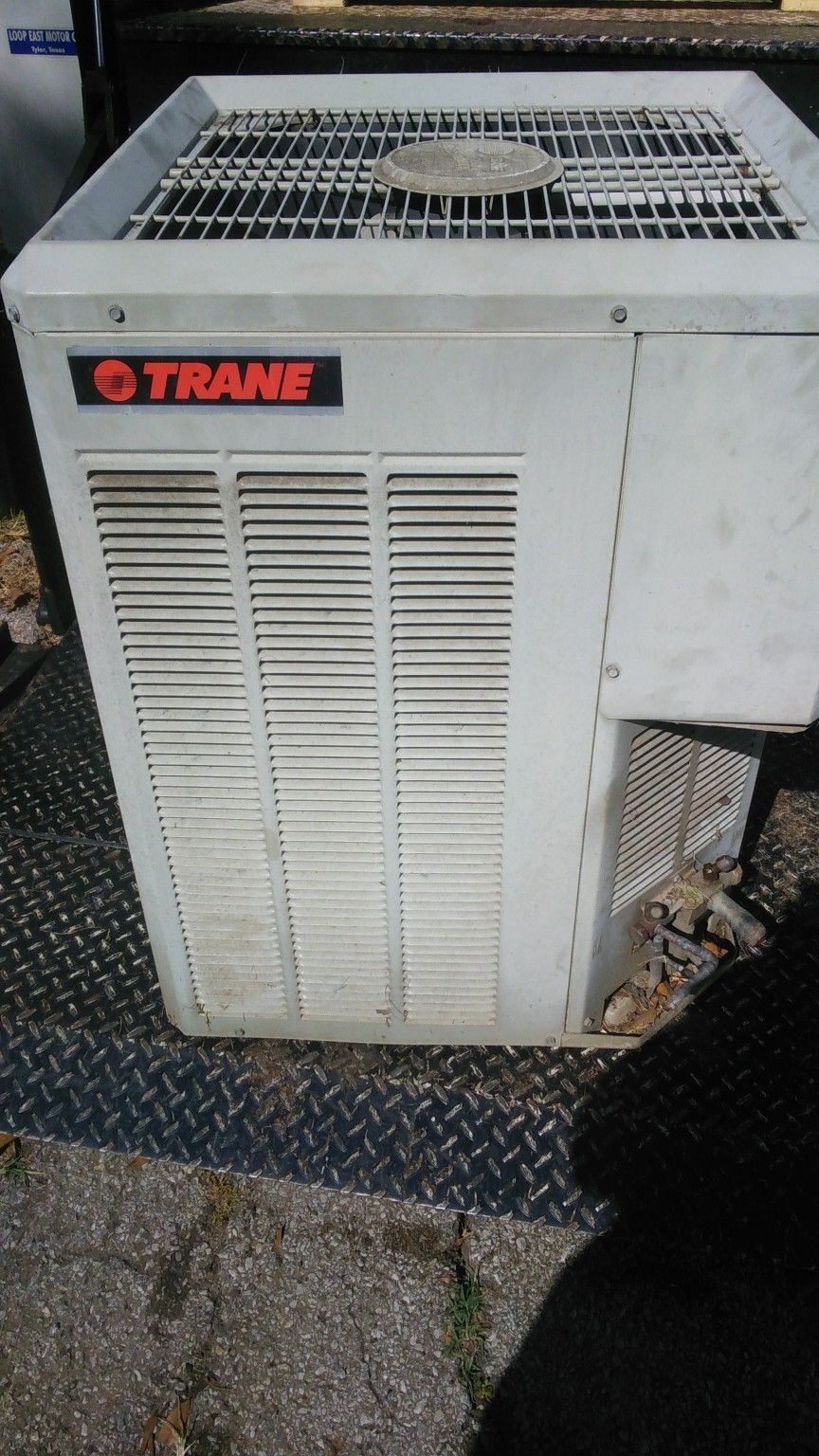 Used 3 1/2 Ton Condenser R22 Freon