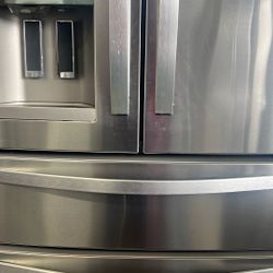 Whirpool 4 Door Refrigerator 