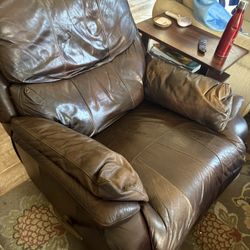 Leather chair 