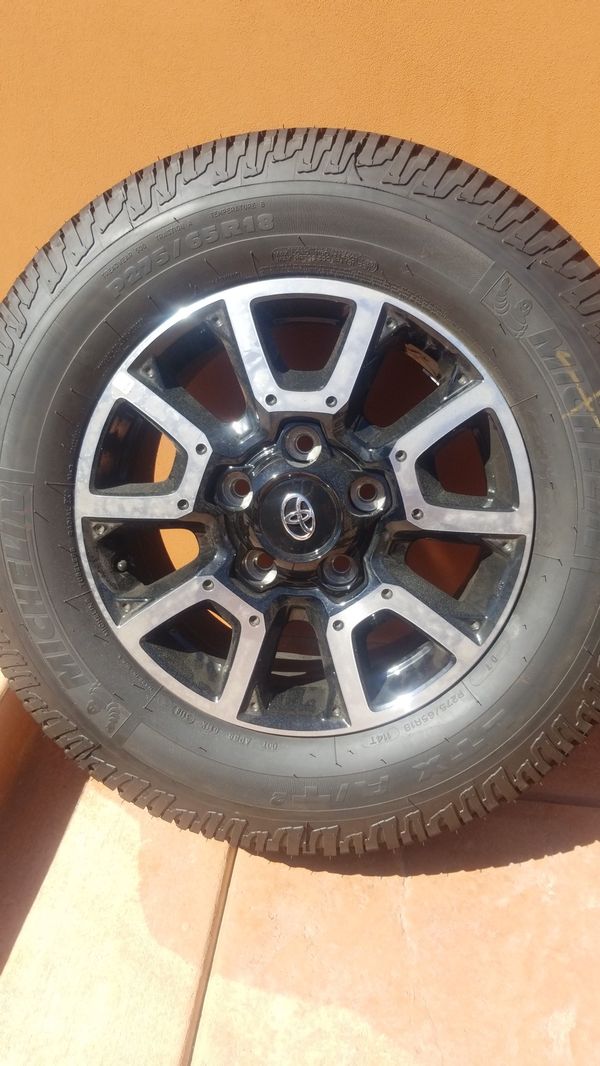 18" 2019 Brand New Toyota Tundra wheels and tires for Sale in San
