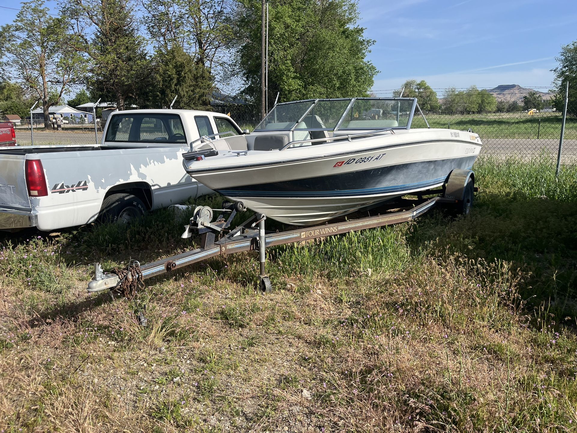 1990 Four Winns Freedom