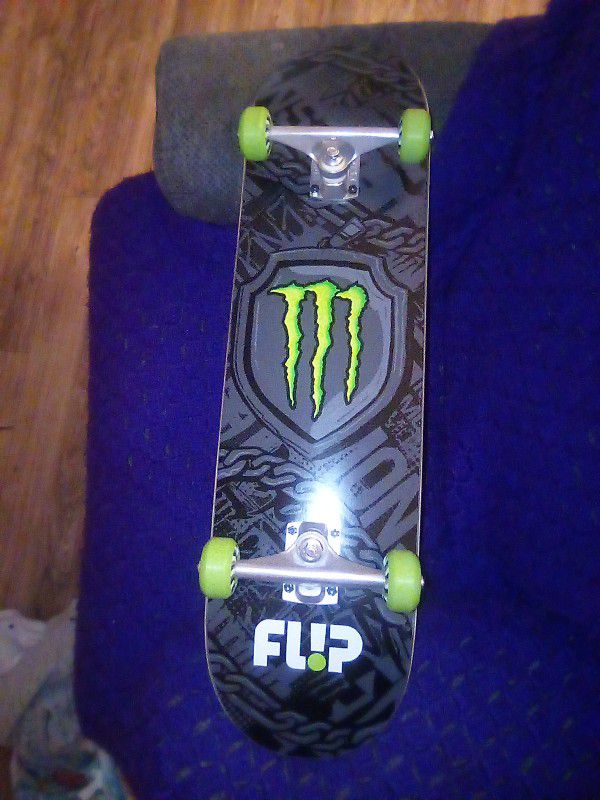 Flip Monster Energy Skate Board 