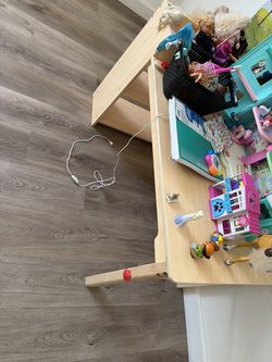 Wooden table