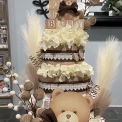 Teddy Bear Diaper Cake