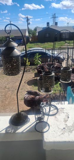 Yard deco,.