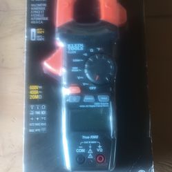 Klein Tools 400 AC Auto Ranging Digital Clamp Meter 