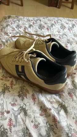 Used Men's Hilfiger Shoes Size 8