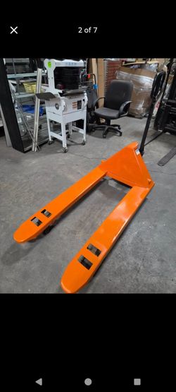 Great condition pallet jacks $279 ea no less