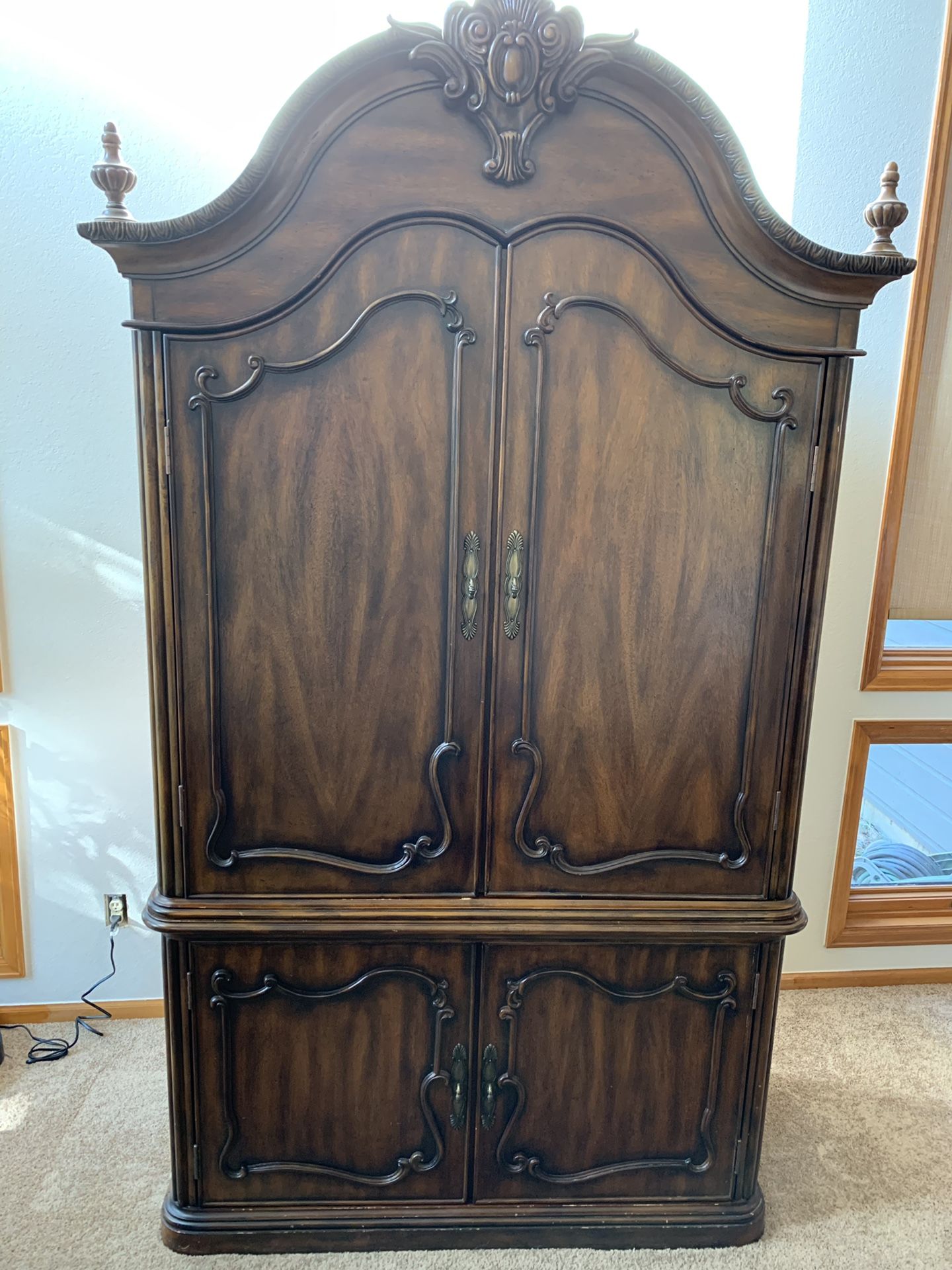 Armoire