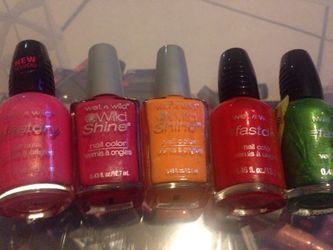 Wet n wild nail polish