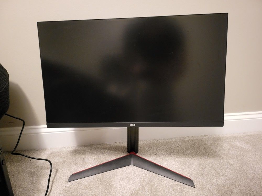 27" UltraGear FHD IPS 1ms 240Hz G-Sync Gaming Monitor (DOESNT TURN ON)