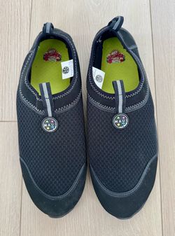 Maui and Sons brand black water shoes.