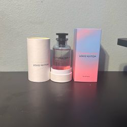 This Is A Little Used this Is An Original Louis Vuitton Frangrance It Has Like 5 Or 10 Ml Gone They Have Atleast 95ml Least They Have Is 90ml 