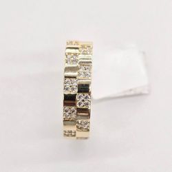 14kt Real Gold Ring  Size 8 