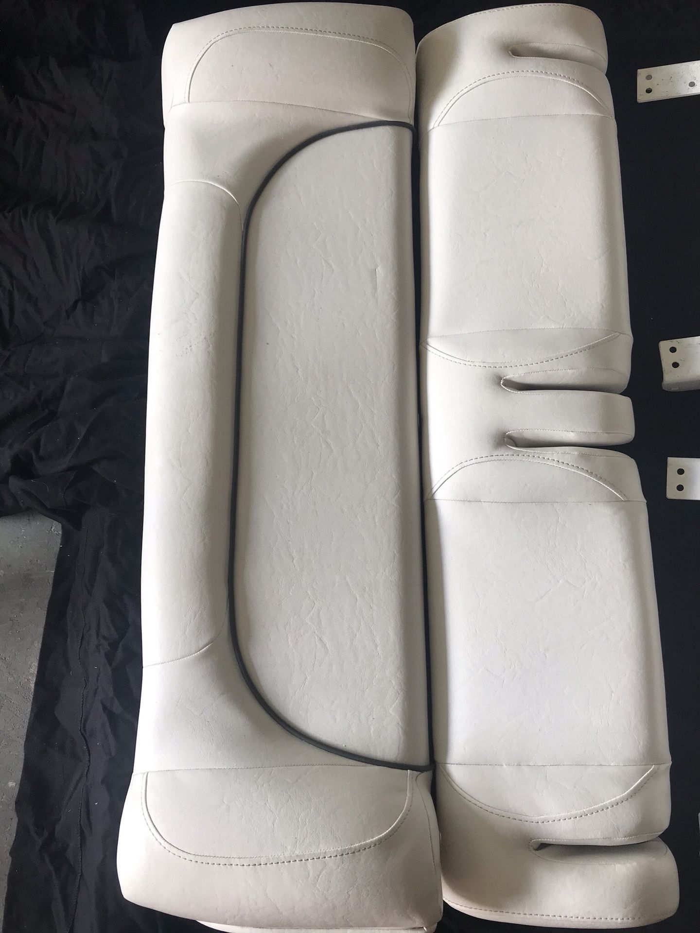 Pop up bolster seat upholstery