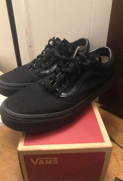Black Vans size 10
