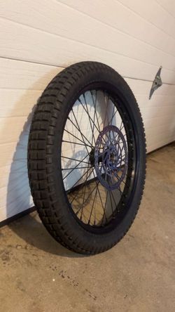 Talaria mx4 front wheel,  Near perfect condition, brand new shinko tire