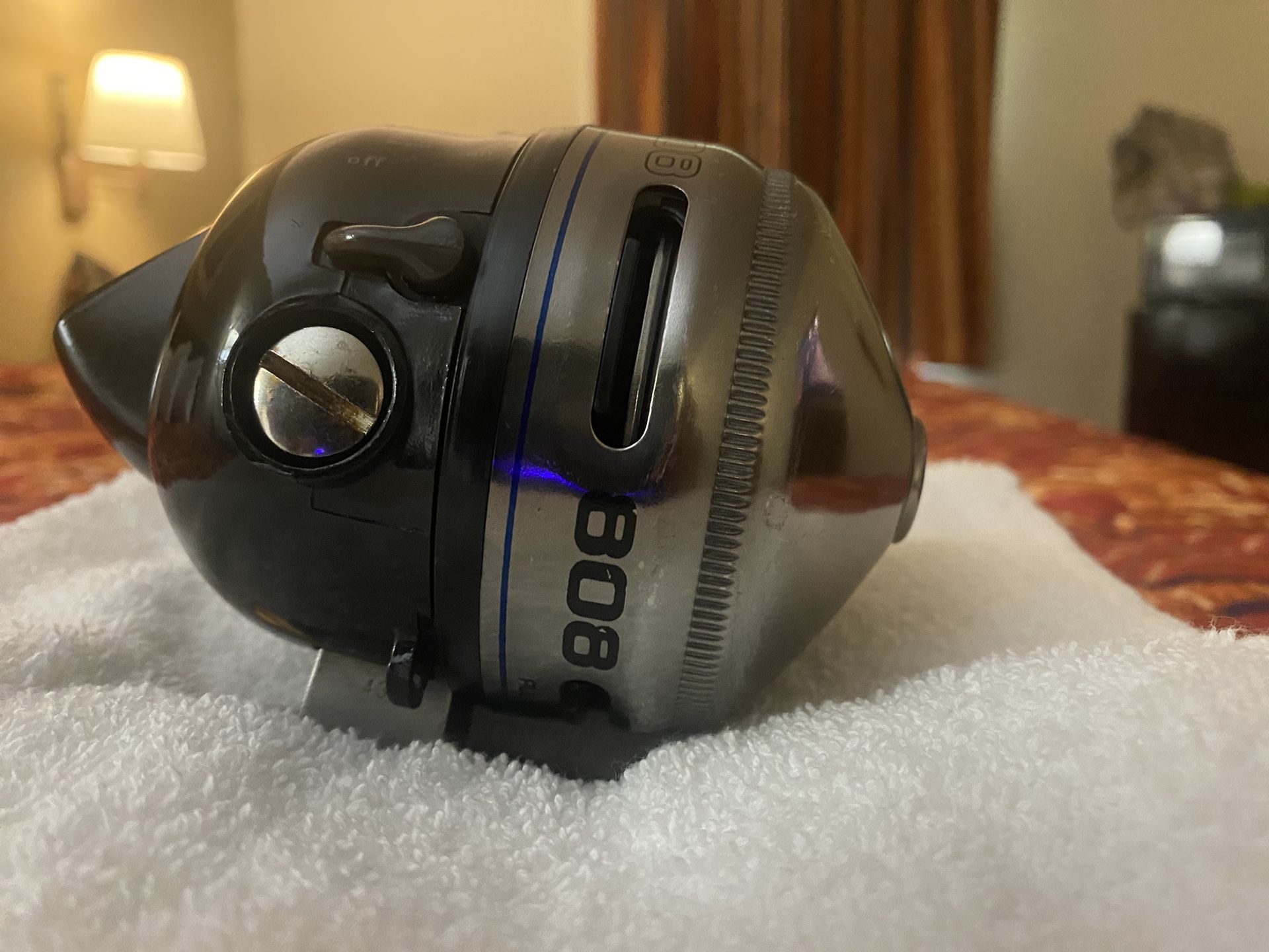 Spin Cast 808 Zebco