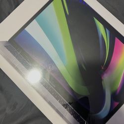 Mac Book Pro 13 in