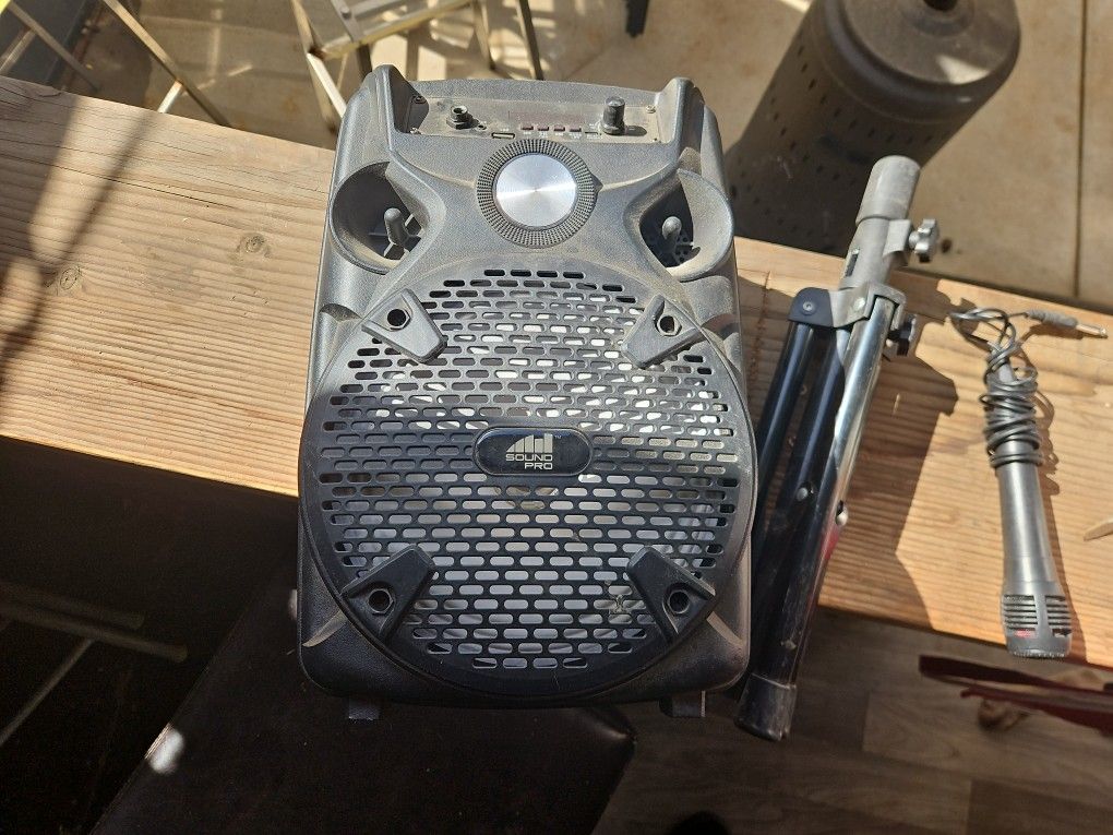 Sound Pro Speaker With Microphone