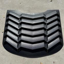 Rear Window Louver