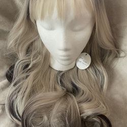 “Noelle” 28” Full Wig