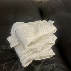 NO BOUNDARIES ALL WHITE