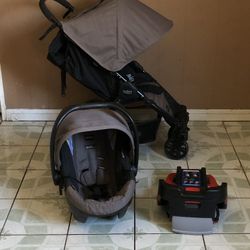 LIKE NEW BRITAX B AGILE LIGHT WEIGHT TRAVEL SYSTEM STROLLER CAR SEAT AND BASE!!!!