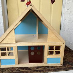 Vintage Doll House