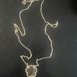 Clover necklace