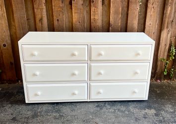 MATRIX 6 DRAWER DRESSER