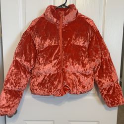 Fabletics Cropped Puffer Jacket Size Small