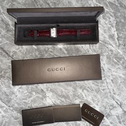 GUCCI WATCH 