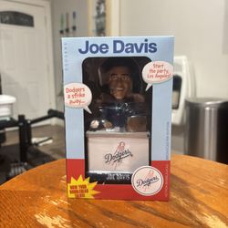 JOE DAVIS 2025 BOBBLEHEAD 