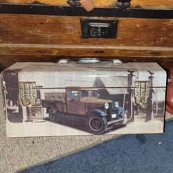 Tool Box Old But Still Good