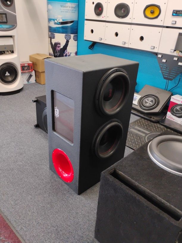 Custom Enclosure For A Big Set Of 12s